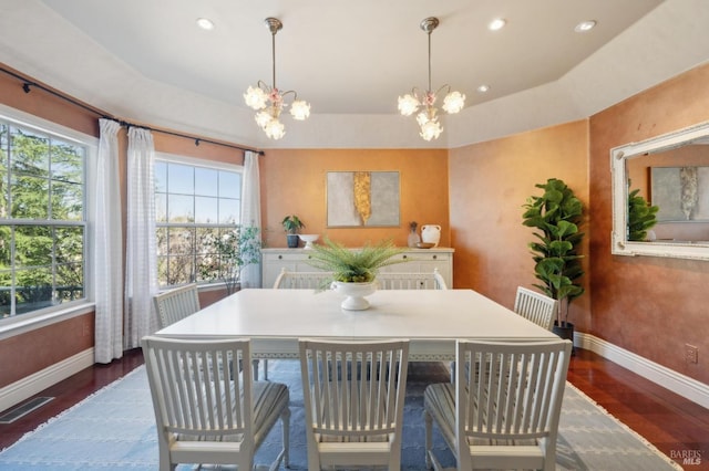 15 Kingswood Dr, Petaluma, CA 94952 - dining area with a chandelier, wood finished floors, and recessed lighting