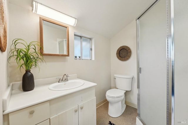 full bathroom with toilet, baseboards, a shower with shower door, and vanity