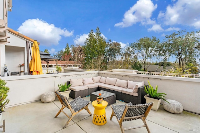 view of patio featuring outdoor lounge area