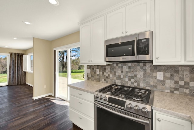9862 Whalen Rd, Wallace, CA 95252 - kitchen with stainless steel appliances, baseboards, healthy amount of natural light, dark wood-style flooring, and recessed lighting