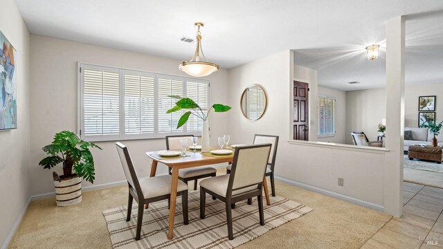 3022 Vista Grande, Fairfield, CA 94534 - dining area with baseboards
