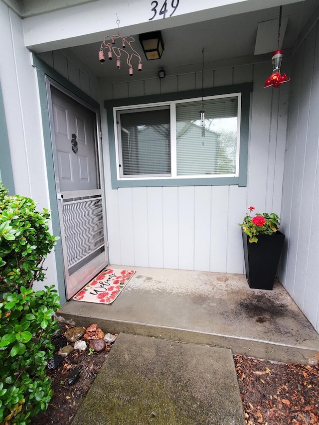 view of entrance to property