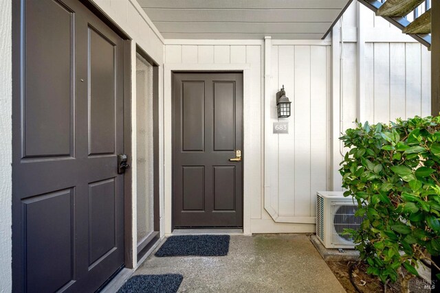 entrance to property with ac unit