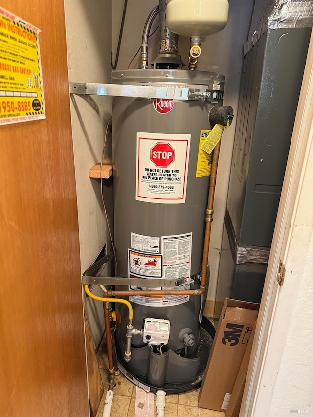 2024 San Luis St, Fairfield, CA 94533 - utilities featuring gas water heater