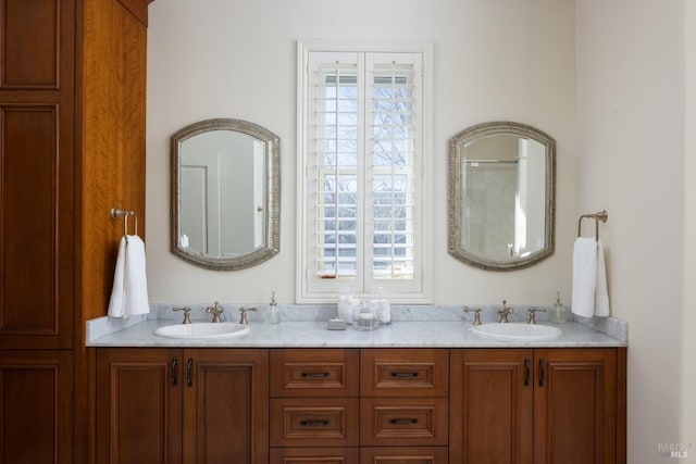 1706 Garnett Creek Ct, Calistoga, CA 94515 - bathroom featuring double vanity