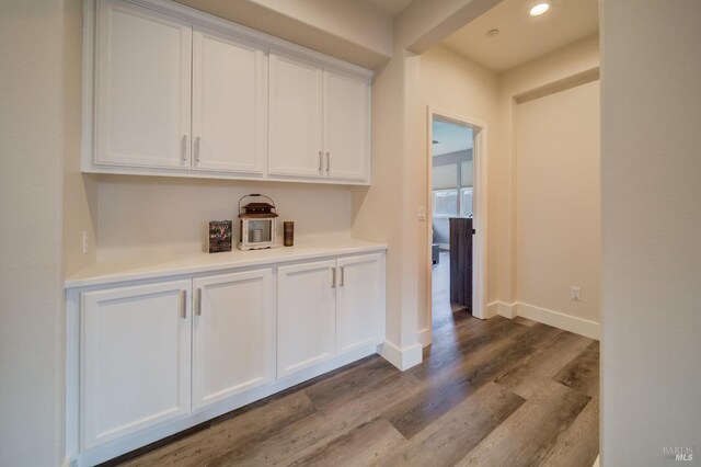 3982 Lucero St, Napa, CA 94558 - hall featuring dark wood finished floors, baseboards, and recessed lighting