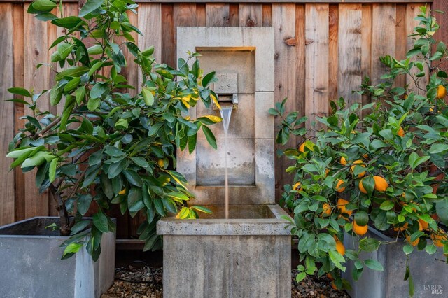 property entrance with fence