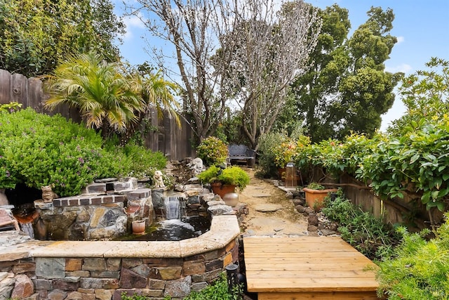 view of yard featuring a fenced backyard