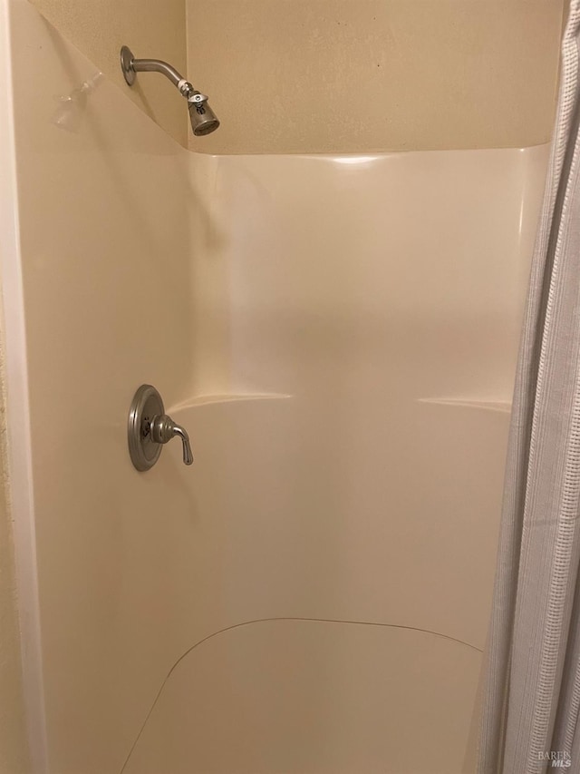 9570 Orion Dr, Windsor, CA 95492 - bathroom view of a shower with shower curtain