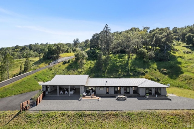 4127 Dry Creek Rd, Napa, CA 94558 - rear view of house with metal roof