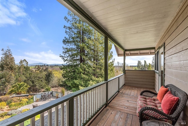 balcony featuring a mountain view