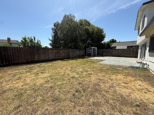 179 Midvale Dr, Vacaville, CA 95687 - fenced backyard featuring a patio area and a storage shed