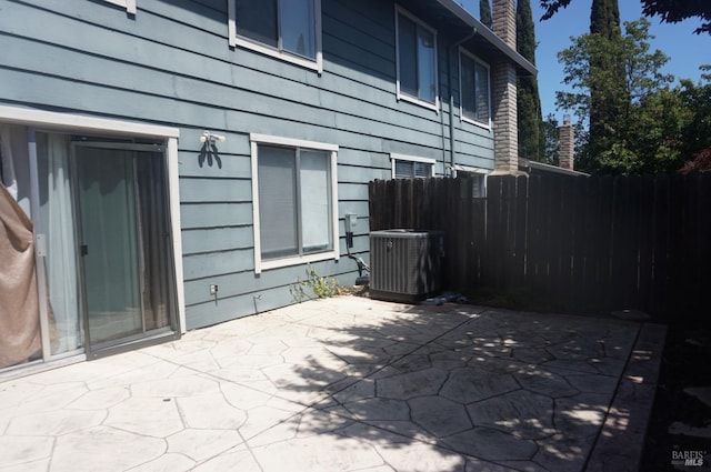 237 Sunflower Ct, Fairfield, CA 94533 - view of patio featuring central AC and fence