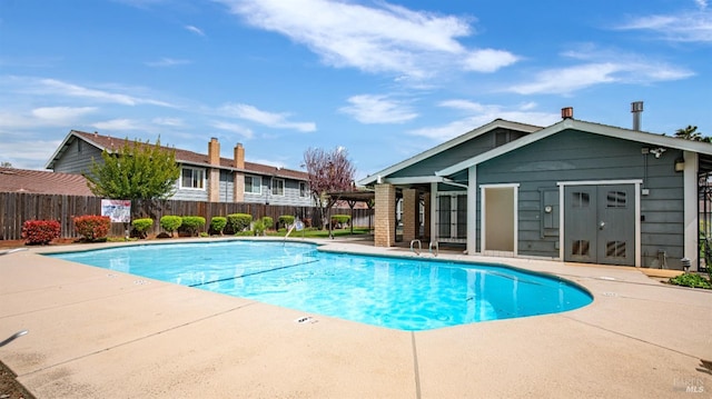 237 Sunflower Ct, Fairfield, CA 94533 - community pool with fence, a patio area, and an outbuilding