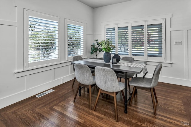 1950 Spencer St, Napa, CA 94559 - dining area featuring healthy amount of natural light and a decorative wall
