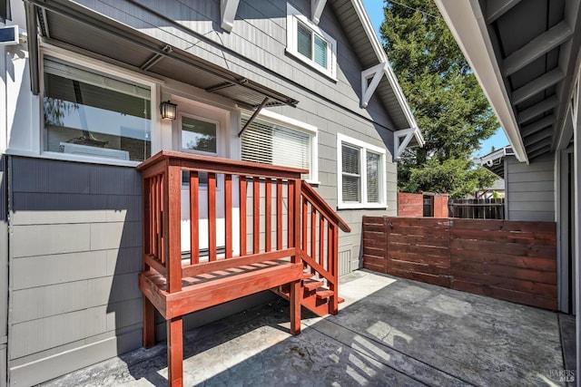 1950 Spencer St, Napa, CA 94559 - view of wooden terrace