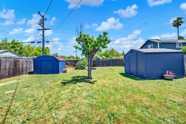 624 Annette Ave, Vallejo, CA 94591 - view of yard featuring a storage unit and an outbuilding