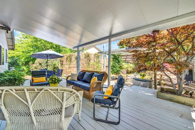 280 Park St, Concord, CA 94520 - wooden deck featuring outdoor lounge area and fence