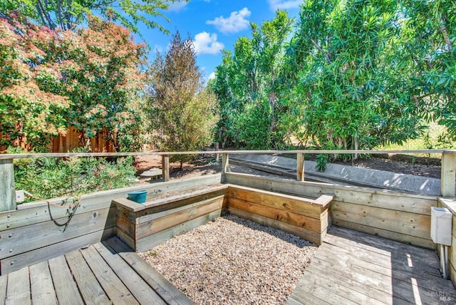 280 Park St, Concord, CA 94520 - view of wooden terrace