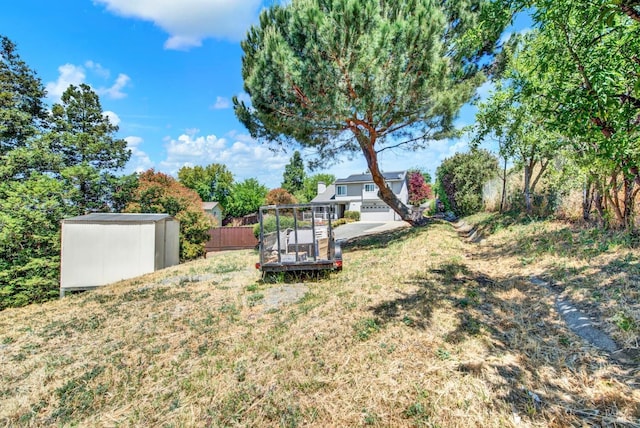 280 Park St, Concord, CA 94520 - view of yard with a shed and an outdoor structure