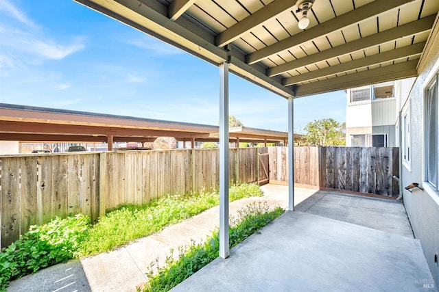 1008 Los Gamos Rd Unit F, San Rafael, CA 94903 - fenced backyard featuring a patio