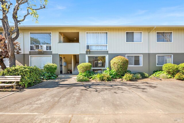 1008 Los Gamos Rd Unit F, San Rafael, CA 94903 - view of property with stairway