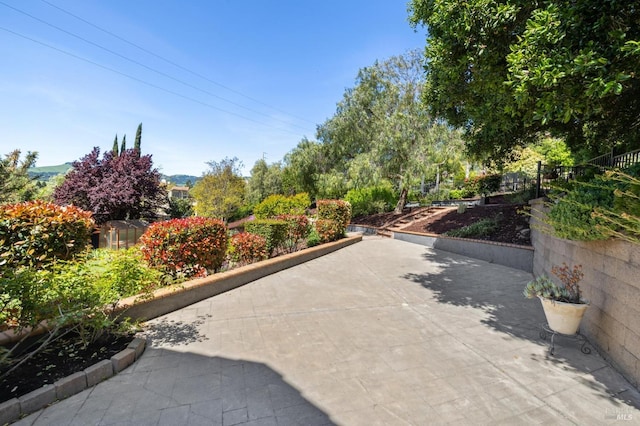 5232 Sunridge Dr, Fairfield, CA 94534 - view of community featuring a patio area and fence