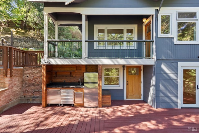 162 Wolfe Grade, Kentfield, CA 94904 - wooden deck featuring wine cooler