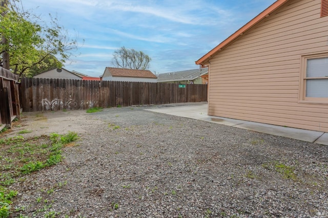 900 5th St, Fairfield, CA 94533 - fenced backyard featuring a patio