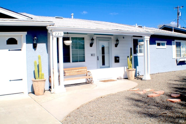 224 Walnut St, Suisun City, CA 94585 - view of front of house featuring stucco siding