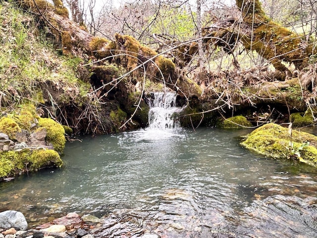 8401 Brandywine Dr, Ukiah, CA 95482 - water view
