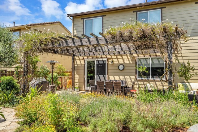 218 Saffron Ct, Napa, CA 94559 - back of house with a pergola and fence