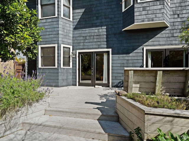 1133 Seminary St, Napa, CA 94559 - property entrance with a wooden deck