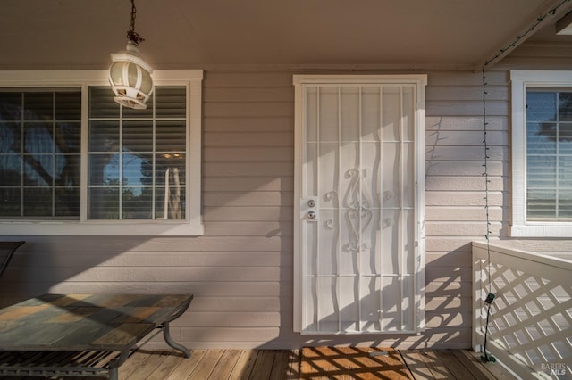 view of property entrance