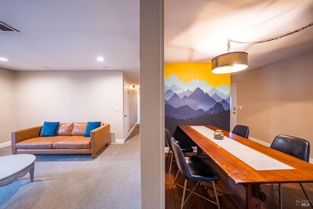 dining space featuring recessed lighting, hardwood / wood-style floors, visible vents, and baseboards