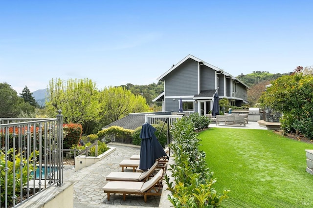 155 Hidden Valley Ln, San Anselmo, CA 94960 - view of yard featuring an outdoor hangout area and a patio area