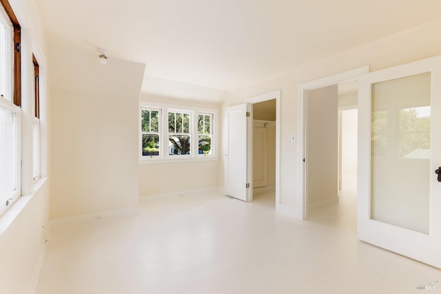 331 1st St, Healdsburg, CA 95448 - unfurnished room featuring baseboards