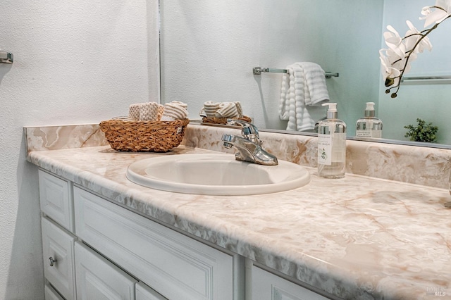 6574 Stone Bridge Rd, Santa Rosa, CA 95409 - bathroom with vanity