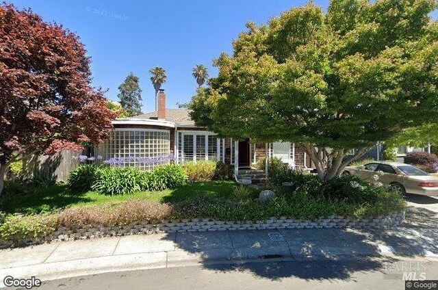 4 Liberty St, Larkspur, CA 94939 - view of obstructed view of property