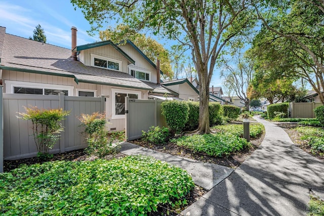 6482 Meadow Pines Ave, Rohnert Park, CA 94928 - view of home's exterior featuring a fenced front yard