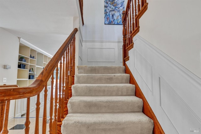 271 Antigua Way, Vallejo, CA 94591 - staircase featuring wainscoting and a decorative wall