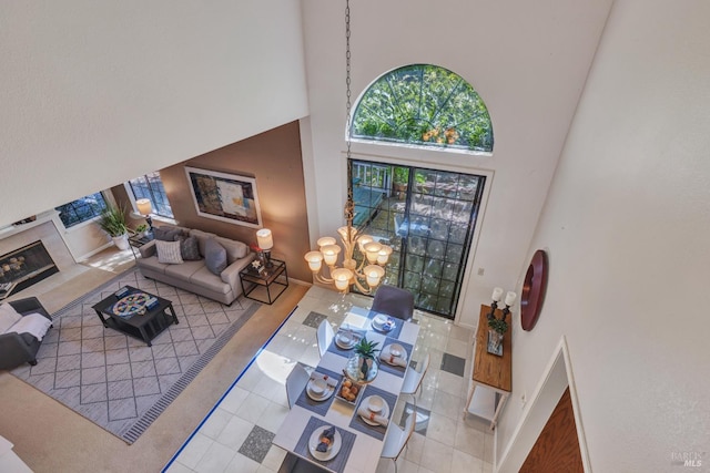 271 Antigua Way, Vallejo, CA 94591 - living room featuring a high ceiling
