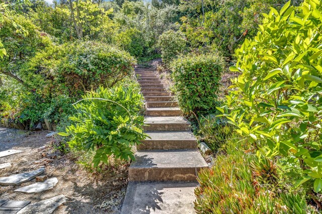 271 Antigua Way, Vallejo, CA 94591 - view of stairway