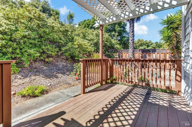 271 Antigua Way, Vallejo, CA 94591 - wooden deck featuring a pergola