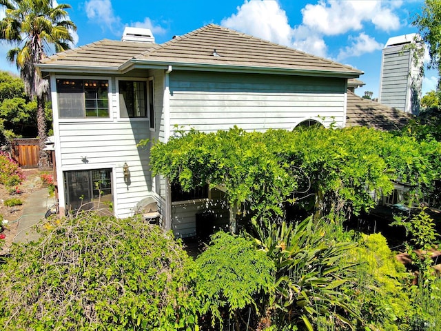 271 Antigua Way, Vallejo, CA 94591 - rear view of house with a chimney