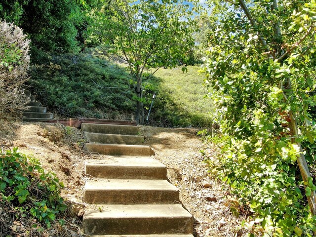 271 Antigua Way, Vallejo, CA 94591 - view of staircase