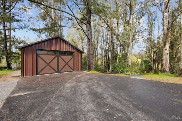 4040 Burnside Rd, Sebastopol, CA 95472 - view of outdoor structure with an outbuilding