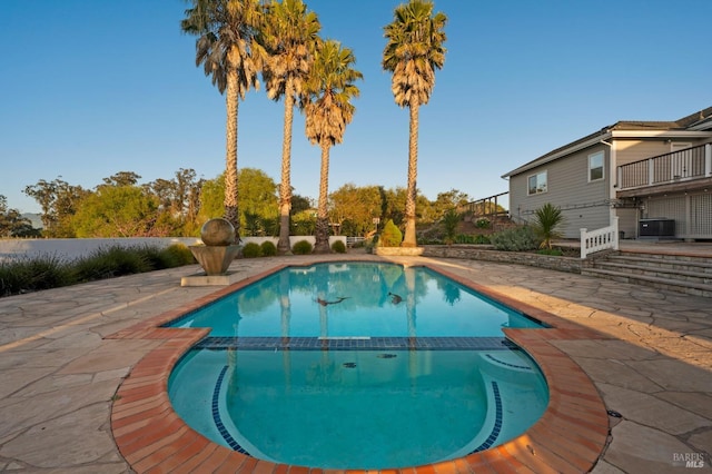 146 Shelina Vista Ln, Petaluma, CA 94952 - view of pool with a patio, a pool with connected hot tub, and central AC