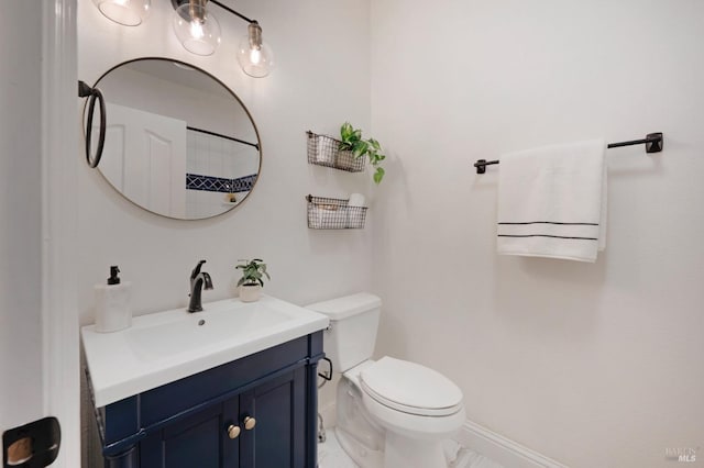 146 Shelina Vista Ln, Petaluma, CA 94952 - bathroom featuring toilet, vanity, and baseboards