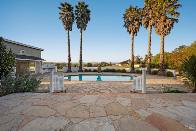 146 Shelina Vista Ln, Petaluma, CA 94952 - pool with a patio area